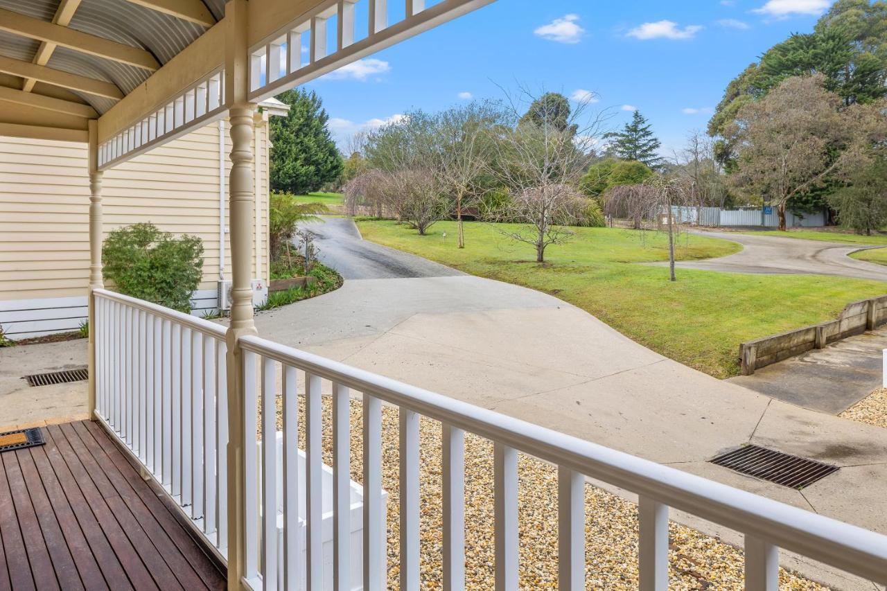 Yarra Gables Motel ฮีลส์วิลล์ ภายนอก รูปภาพ